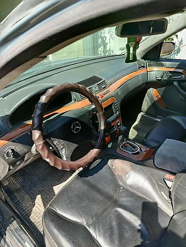 салон машины: Mercedes-Benz S-Class: 2003 г., 4.3 л, Автомат, Бензин, Седан — 6