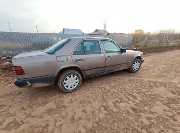 старый авто: Mercedes-Benz E 230: 1989 г., 2.3 л, Механика, Бензин