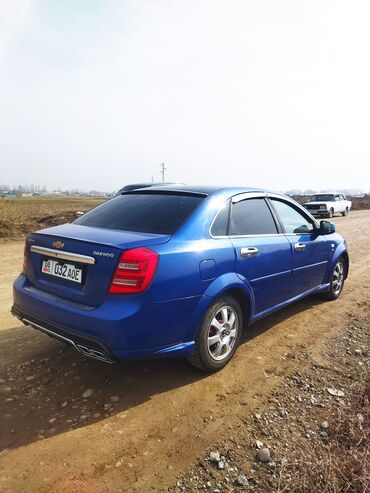 Chevrolet: Chevrolet Lacetti: 2010 г., 1.6 л, Механика, Бензин, Седан