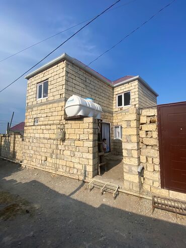 mansar v Azərbaycan | Dam ustaları: Hökməli 80 kv. m, 3 otaqlı, Orta təmir, Mebelli