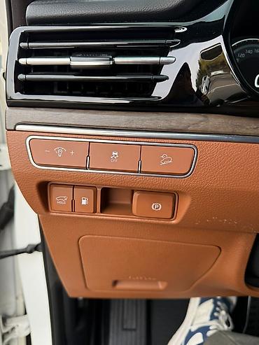 Kia: Kia Mohave: 2022 г., Внедорожник — 14
