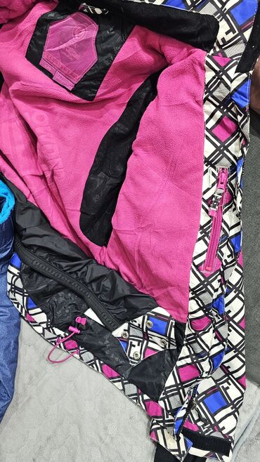 Ski jakne: Dečiji ski komplet – jakna i Abercrombie & Fitch ženska kratka — 3