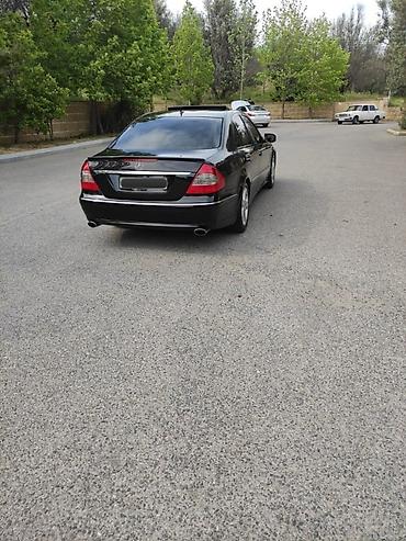 Mercedes-Benz: Mercedes-Benz E-Class (W211) sedan - Korpus: qara rəng, 4 qapı, xrom — 7