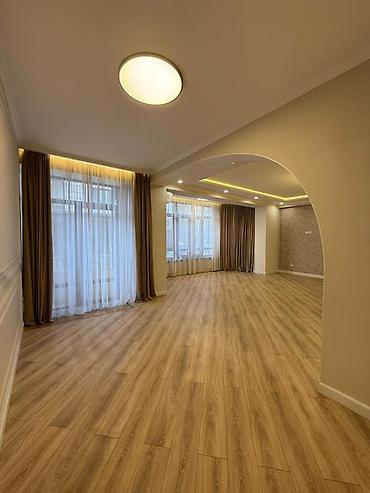 Продажа квартир: 5 и более комнат, 205 м², Элитка, 2 этаж, Дизайнерский ремонт — 10