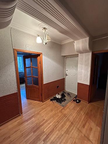 qara qarayev ev: Yeni Yasamal, 3 otaqlı, Yeni tikili, m. İnşaatçılar, 72 kv. m — 10