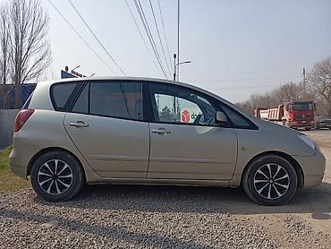 Toyota: Toyota Corolla Verso: 2003 г., 2 л, Ручные, Дизель, Минивэн — 9