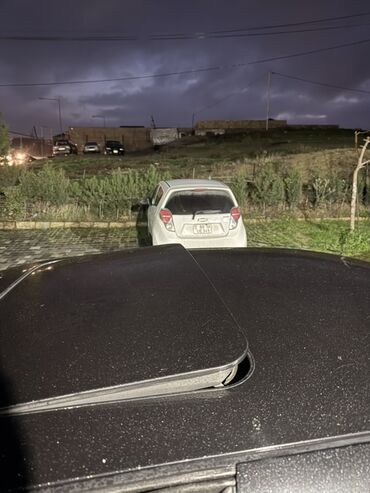 BMW: BMW 3 series: 2 l | 1994 il Sedan — 16