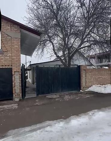 сдаю дом район старый талчок: 80 м², 4 комнаты — 3
