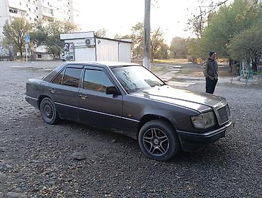 camry 5: Mercedes-Benz W124: 1990 г., 2.3 л, Бензин, Седан — 3