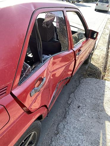 гитара на ауди 80: Mercedes-Benz 190: 1986 г., Механика, Седан — 8