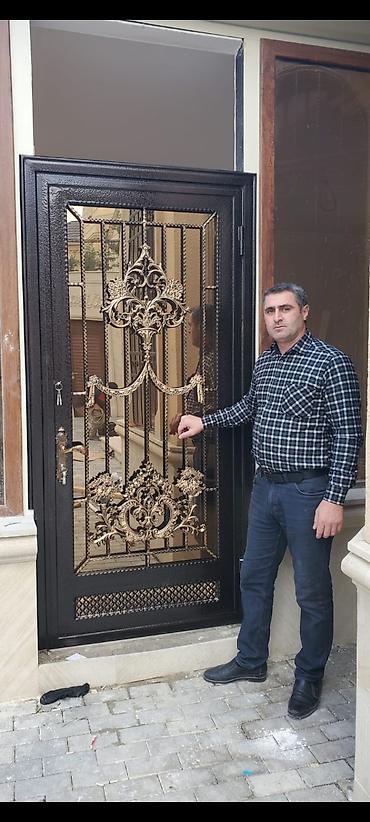 Giriş qapıları: Dekorativ və təhlükəsiz giriş qapıları - Material: qalın metal — 1