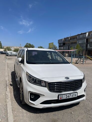 Kia: Kia Carnival: 2019 г., 2.2 л, Автомат, Дизель, Минивэн
