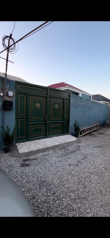 bineqedide heyet evlerinin satisi: Binəqədi qəs. 3 otaqlı, 100 kv. m, Təmirsiz