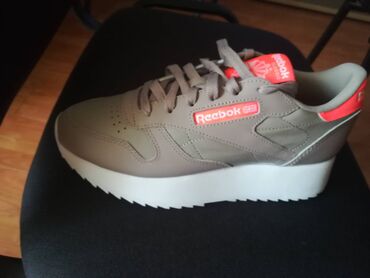 patike karl zenske: Reebok, 39, color - Beige