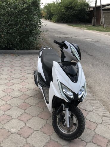 мотоциклы из китая с бесплатной доставкой: Скутер M8, 125 куб. см, Бензин