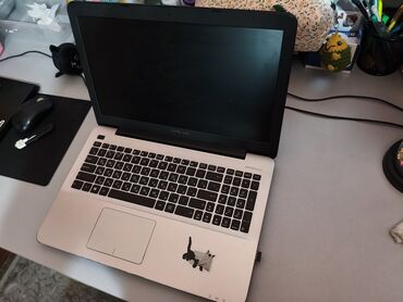 не рабочий машина: Ноутбук, Asus, 8 ГБ ОЭТ, Intel Core i5, Колдонулган, Жумуш, окуу үчүн, эс тутум HDD + SSD