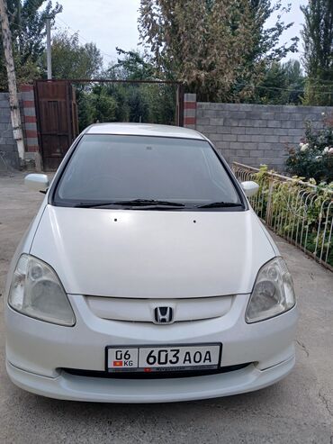 Honda: Honda Civic: 2000 г., 1.5 л, Вариатор, Бензин, Хэтчбэк