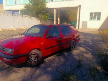 спортивные рули: Volkswagen Vento: 1996 г., 1.8 л, Механика, Газ, Седан