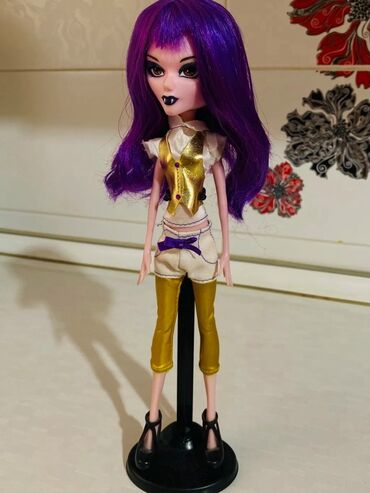 купить манекен портновский бу: Продам оригинальную новую куклу Мистикс,у куклы две головы,которая