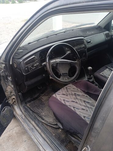 лизинг грузовой: Volkswagen Golf: 1.6 л, Механика, Бензин