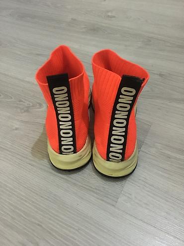 corab çəkmələr: Məhsul: Nehrə-narıncı rəngdə slip-on idman ayaqqabıları (unisex) - — 2