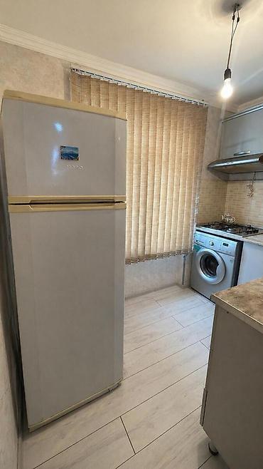 4 5 saatliq is elanlari: İcarəyə verilir 2 otaqlı köhnə tikili 50 m², Gənclik m. 800 AZN/ay 2 — 7