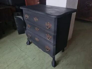 Stilske komode: Odlicno stanje. Visina 64cm. Duzina 66 cm Dubina 35 cm — 1