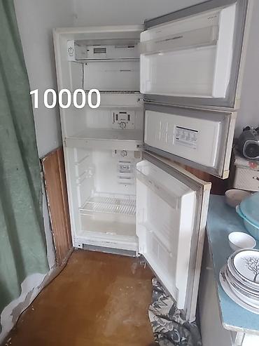 аристон с установкой: Холодильники 1) Hotpoint-Ariston, двухкамерный: - Расположение — 3