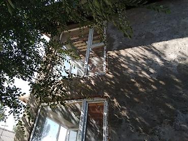 Продажа коттеджей и домов: Продаётся двухэтажный частный дом с большим двором.с. Новопокровка, ул — 5