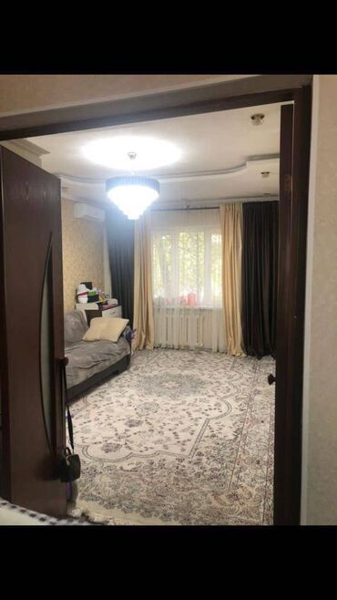 квартира 8 мкр в Кыргызстан | Долгосрочная аренда квартир: Продается 2 комнатная квартира В районе Аламидин 1 -Серия 105