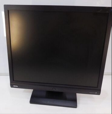 universal monitor: BenQ G700AD LCD monitor - Ekran: 17 düym (geniş format), mat panel -