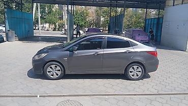 byd e1: Hyundai Solaris: 2013 г., 1.6 л, Автомат, Бензин, Седан — 4