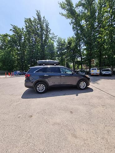 Kia: Kia Sorento: 2018 г., Кроссовер — 2