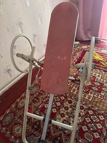 Спорт и отдых: Инверсионный стол для домашних тренировок и разгрузки спины. торг есть — 2