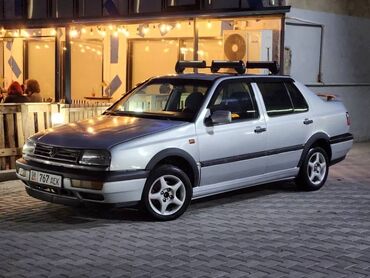 катушка 1 8: Volkswagen Vento: 1995 г., 1.8 л, Механика, Бензин