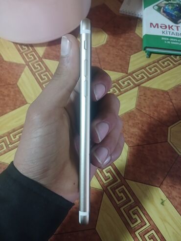 alpen gold sekilleri: IPhone 7, 32 ГБ, Matte Gold, Беспроводная зарядка