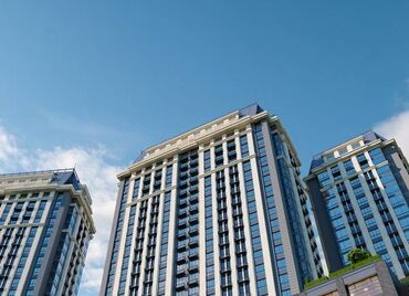 квартира в рассрочку на 10 лет: 3 бөлмө, 99 кв. м, Элитка, 6 кабат, ПСО (өзү оңдоп түзөтүп бүтүү үчүн)