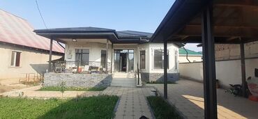 дома в пишпеке: Дом, 130 м², 5 комнат, Собственник, Дизайнерский ремонт