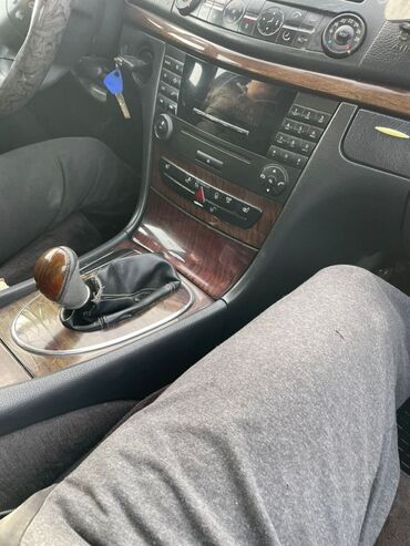 Mercedes-Benz: Mercedes-Benz E-Class: 2004 г., 2.2 л, Автомат, Дизель, Седан — 10