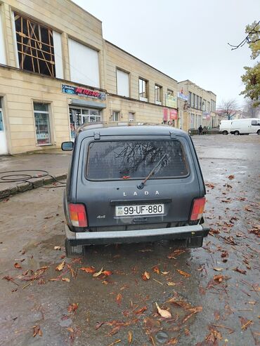 VAZ (LADA): VAZ (LADA) 4x4 Niva: 1.7 l | 2019 il 61000 km Ofrouder/SUV