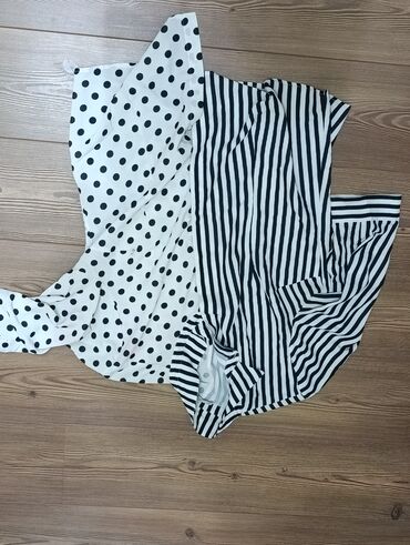 женские кофты с кожаными рукавами: Рубашка/блуза в стиле color block: левая половина — белая с крупным