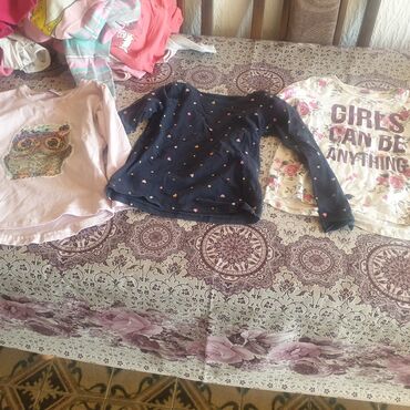 Majice: Okrugli izrez, Dug rukav — 10