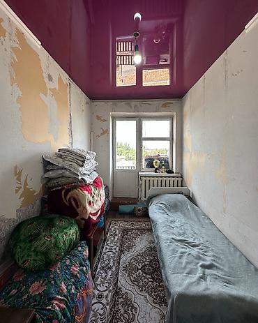 6 микрорайон: 3 комнаты, 60 м², 105 серия, 3 этаж, Требуется ремонт — 3