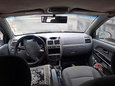 с пробегом: LIFAN Breez: 2004 г., Механика, Бензин, Лифтбек — 4