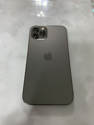 Apple iPhone: IPhone 12 Pro, Б/у, 128 ГБ, Matte Silver, Кабель, 77 %