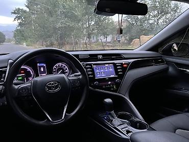 Продажа авто: Toyota Camry: 2020 г., 2.5 л, Вариатор, Гибрид, Седан — 9