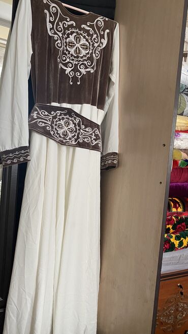 белое платье с камнями: Кече көйнөгү, Узун модель, Жеңдери менен, M (EU 38)