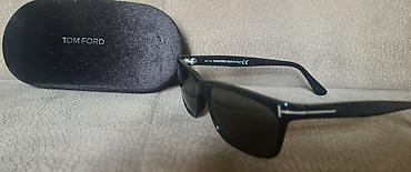 Eynəklər: Tom Ford gün eynəyi-100% original ideal vaziyatda.dukanda 800-900 azn — 1