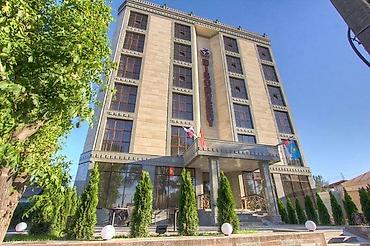🏨 Отель «Дискавери» приглашает работу на ресепшен! 📌 Открыты