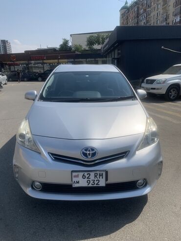 электр авто: Небесный гибридный автомобиль Toyota Prius Alpha, предназначенный для